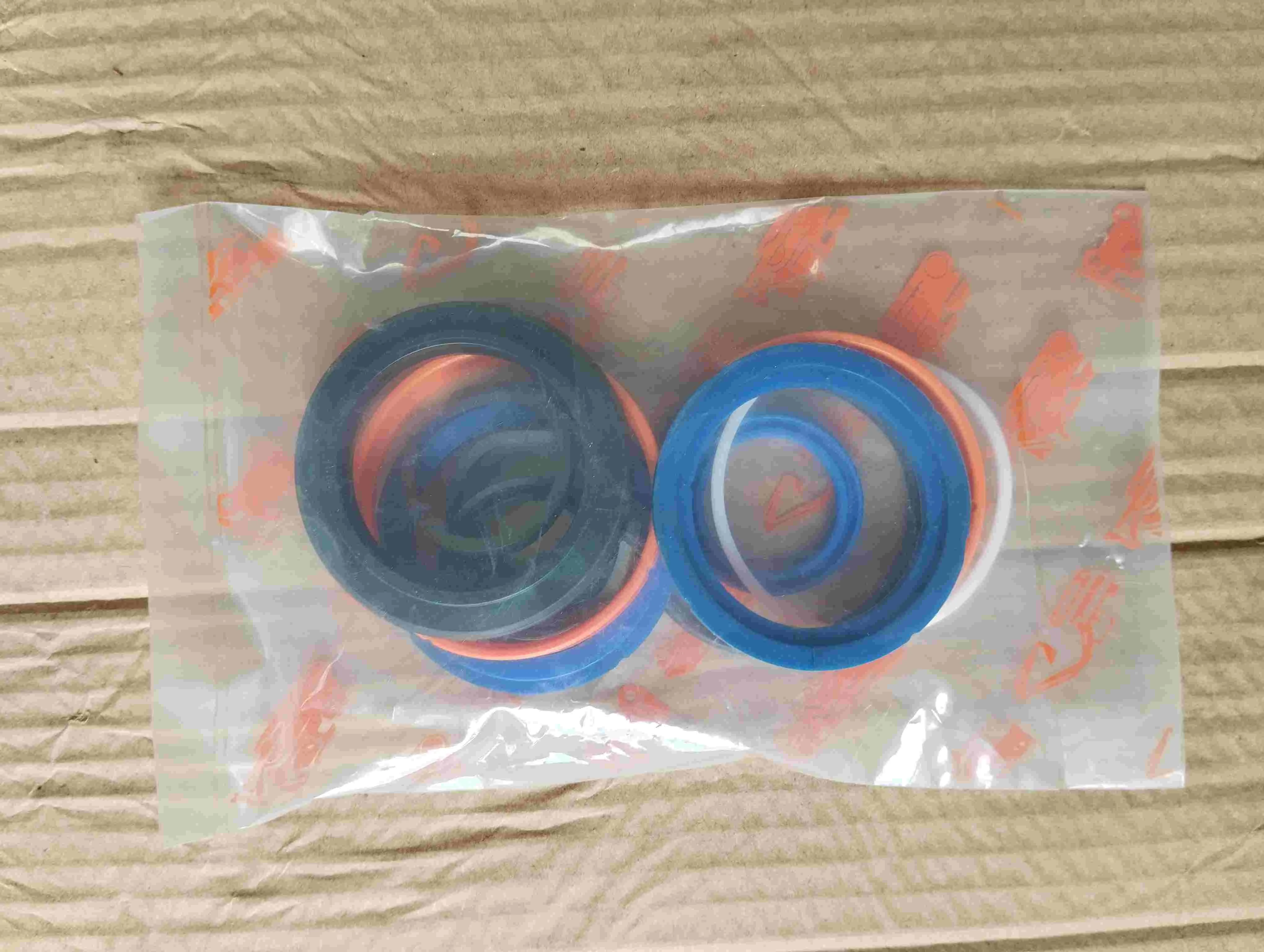 Sealkit Steering Cylinder BW131 ACW-3 SKF