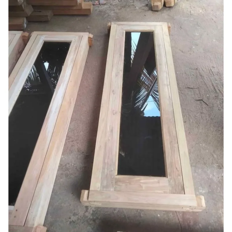 Kusen Jendela Kayu