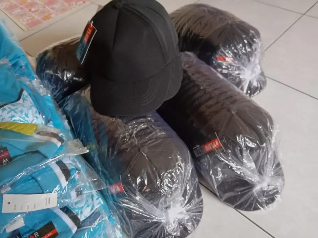 SET BAJU KAOS OLAHRAGA