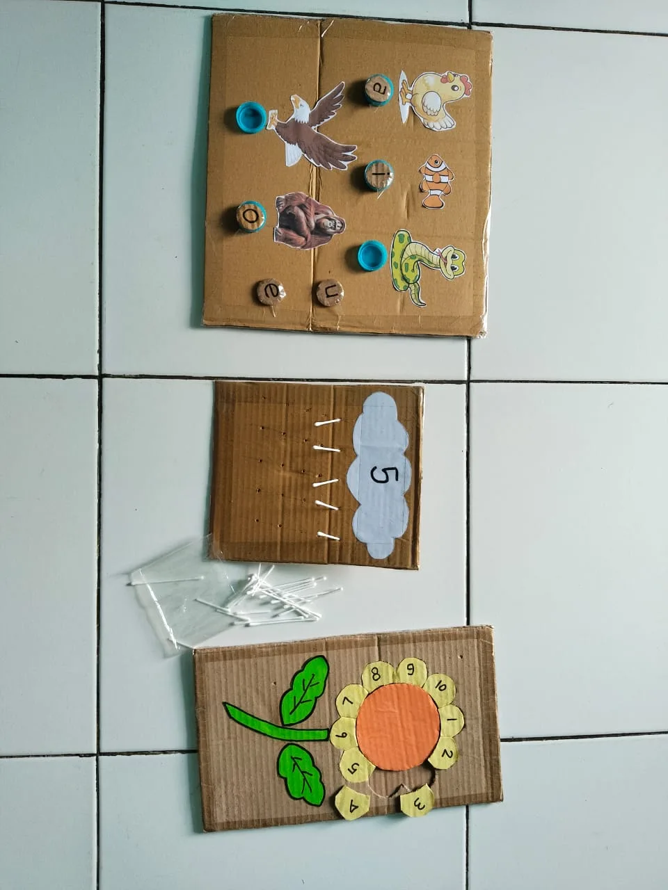 PAPAN ORIGAMI HEWAN DAN ALAM