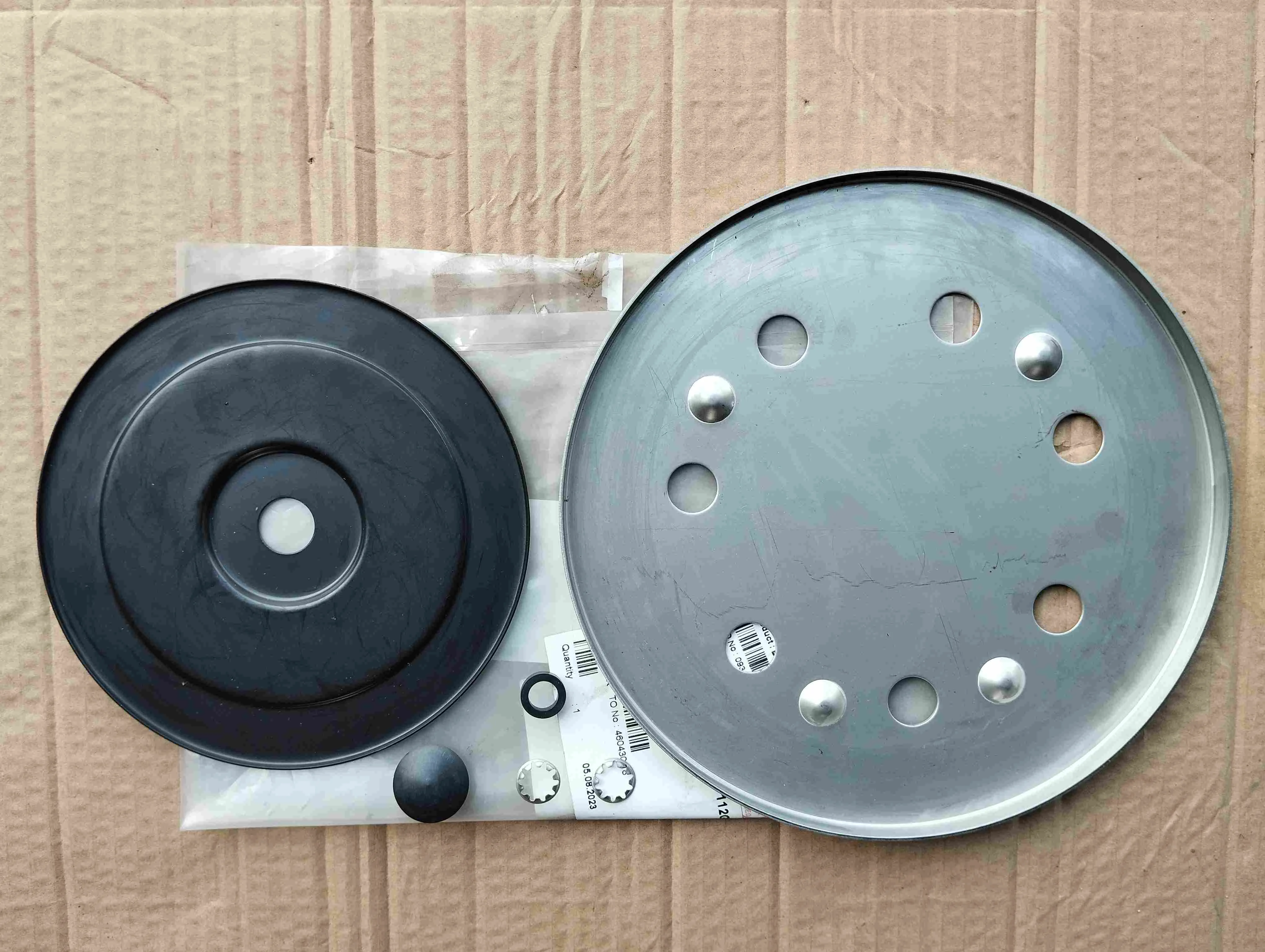 Cover kit Set Motor Travel BW131 Genuine