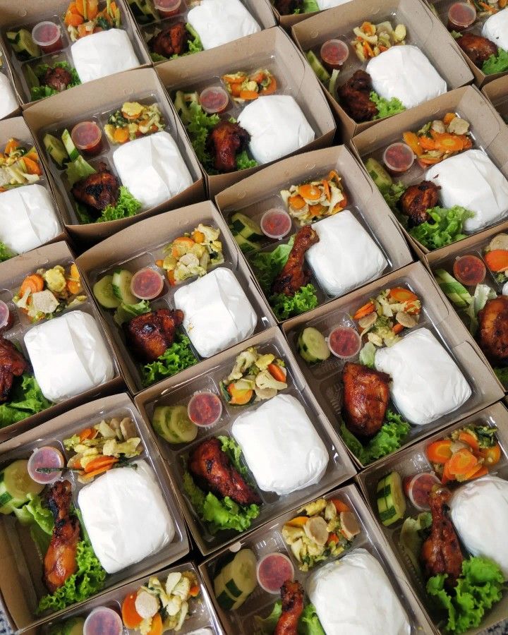 NASI KOTAK RAPAT MEWAH