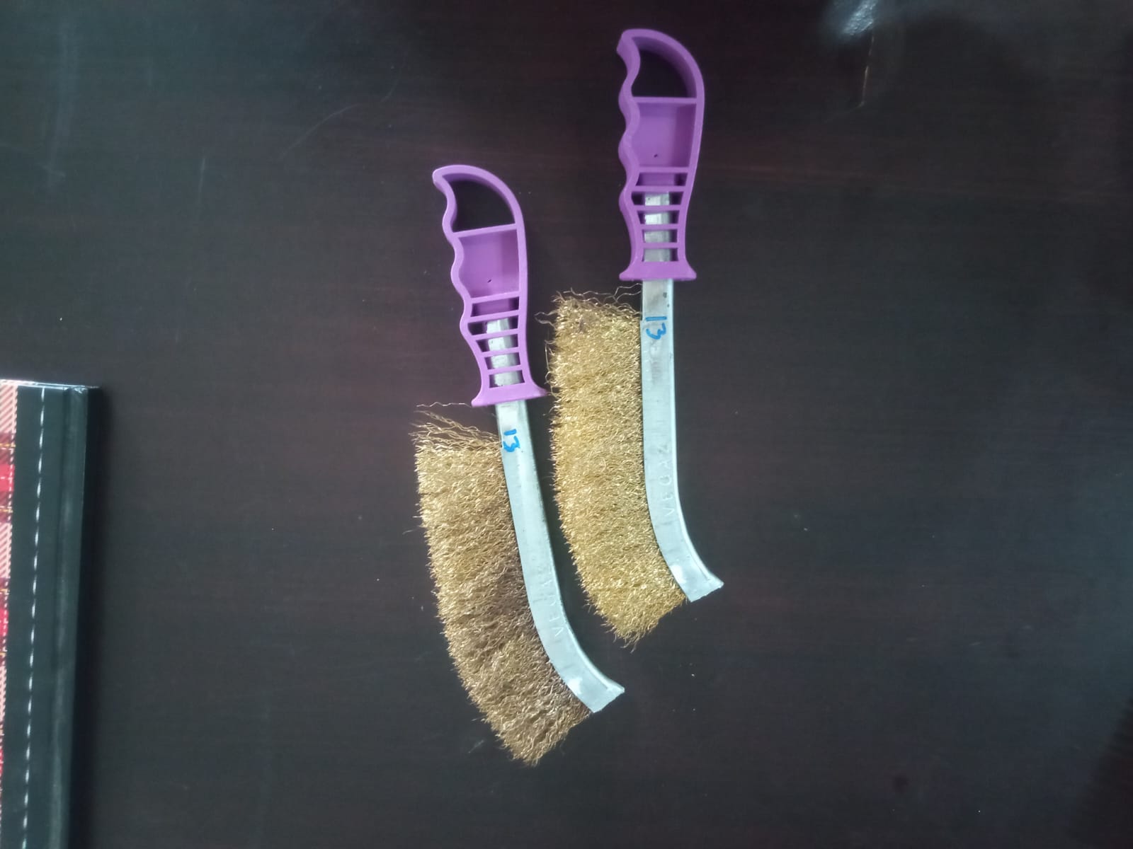 Sikat Kawat Kuningan