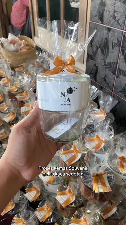 Souvenir kaca