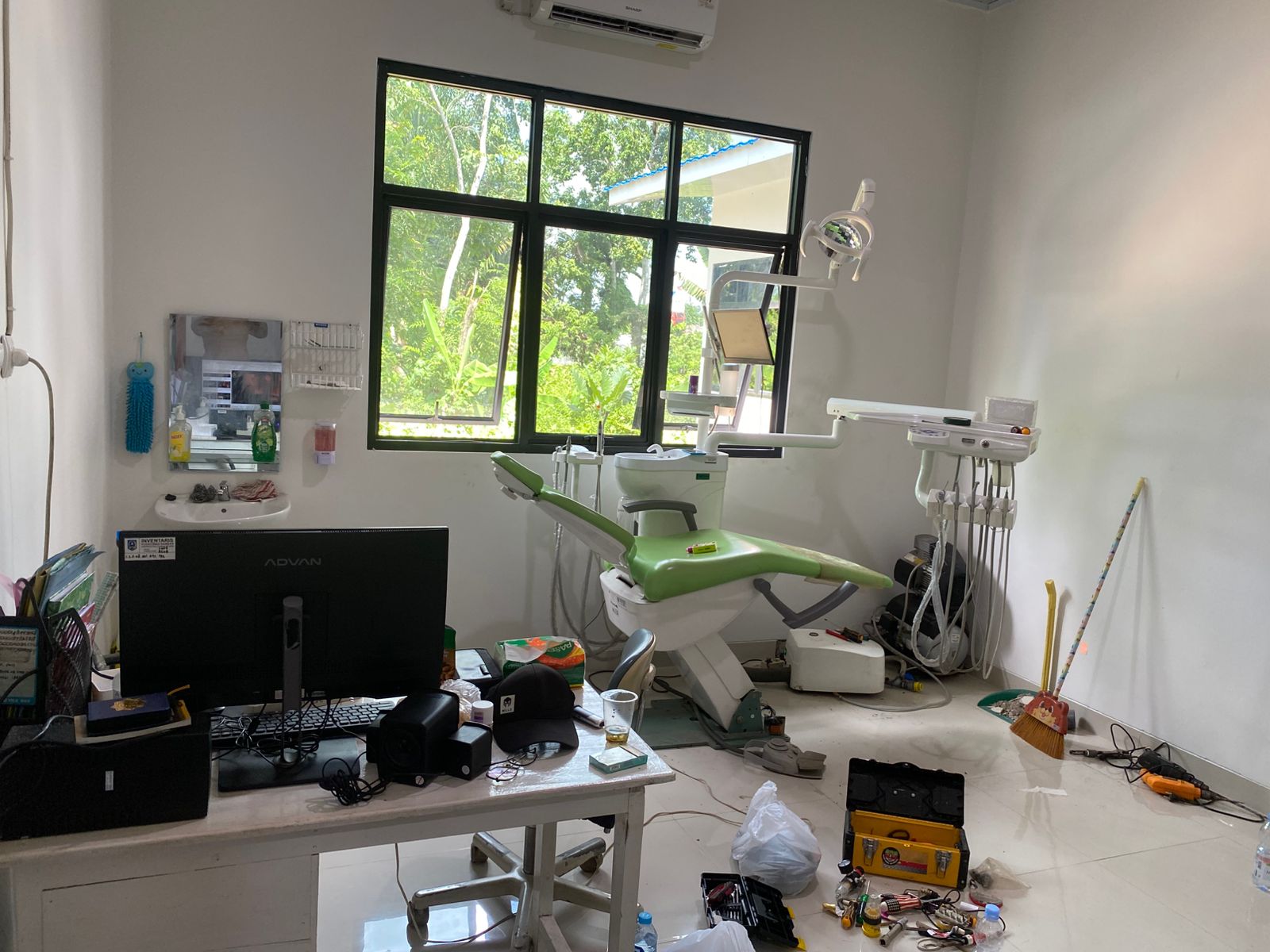 pemeliharaan mainboard dental unit