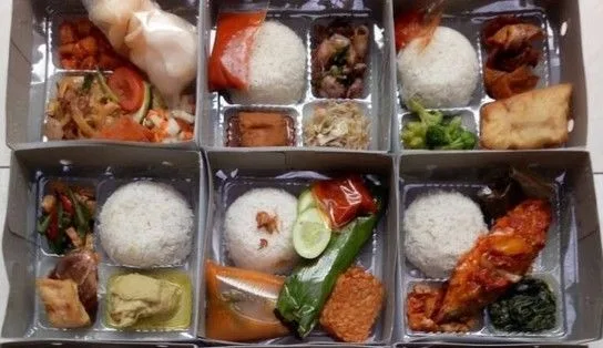 Paket nasi kotak