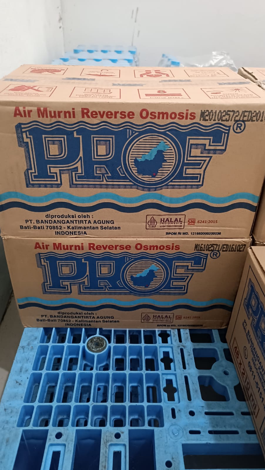 AIR MINERAL GELAS 220 ML