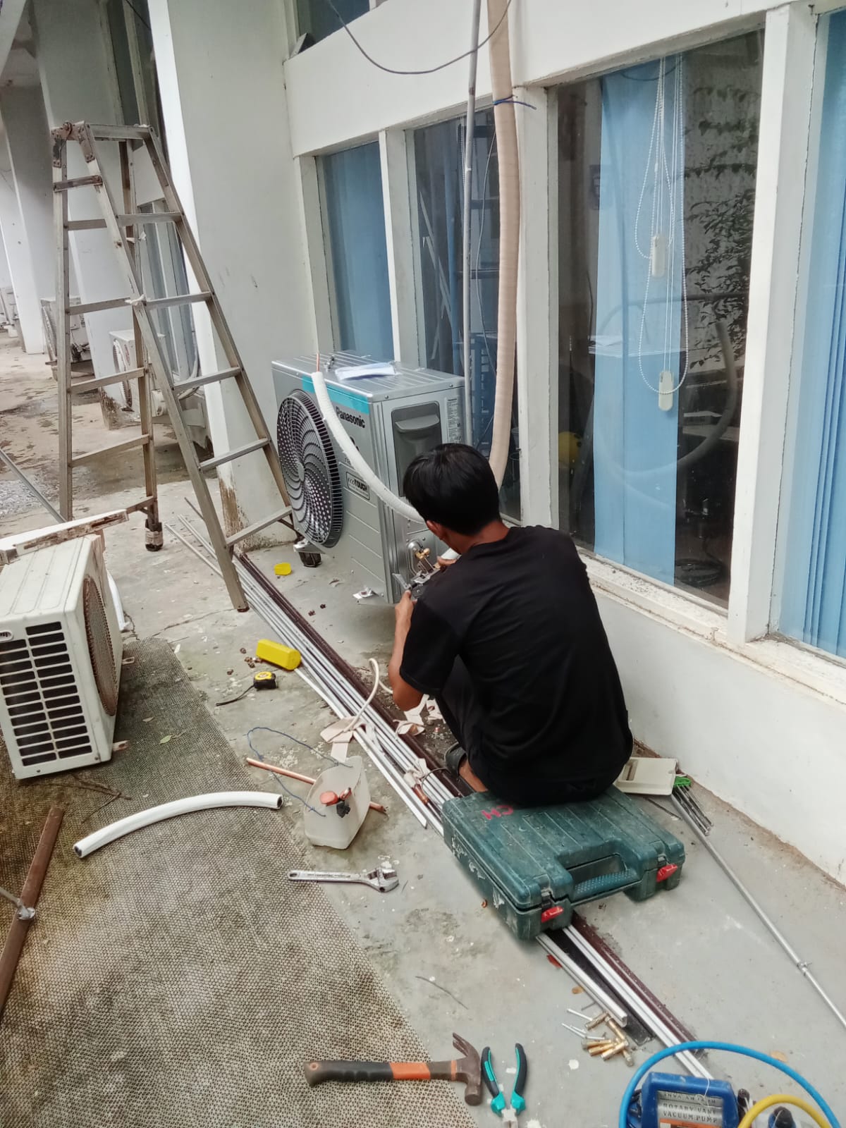 PASANG AC 1 1/2 PK DAN 2 PK