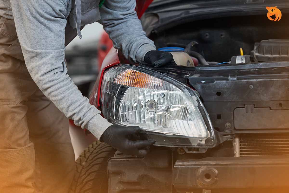 Jasa Pemasangan Mika Lampu Mobil