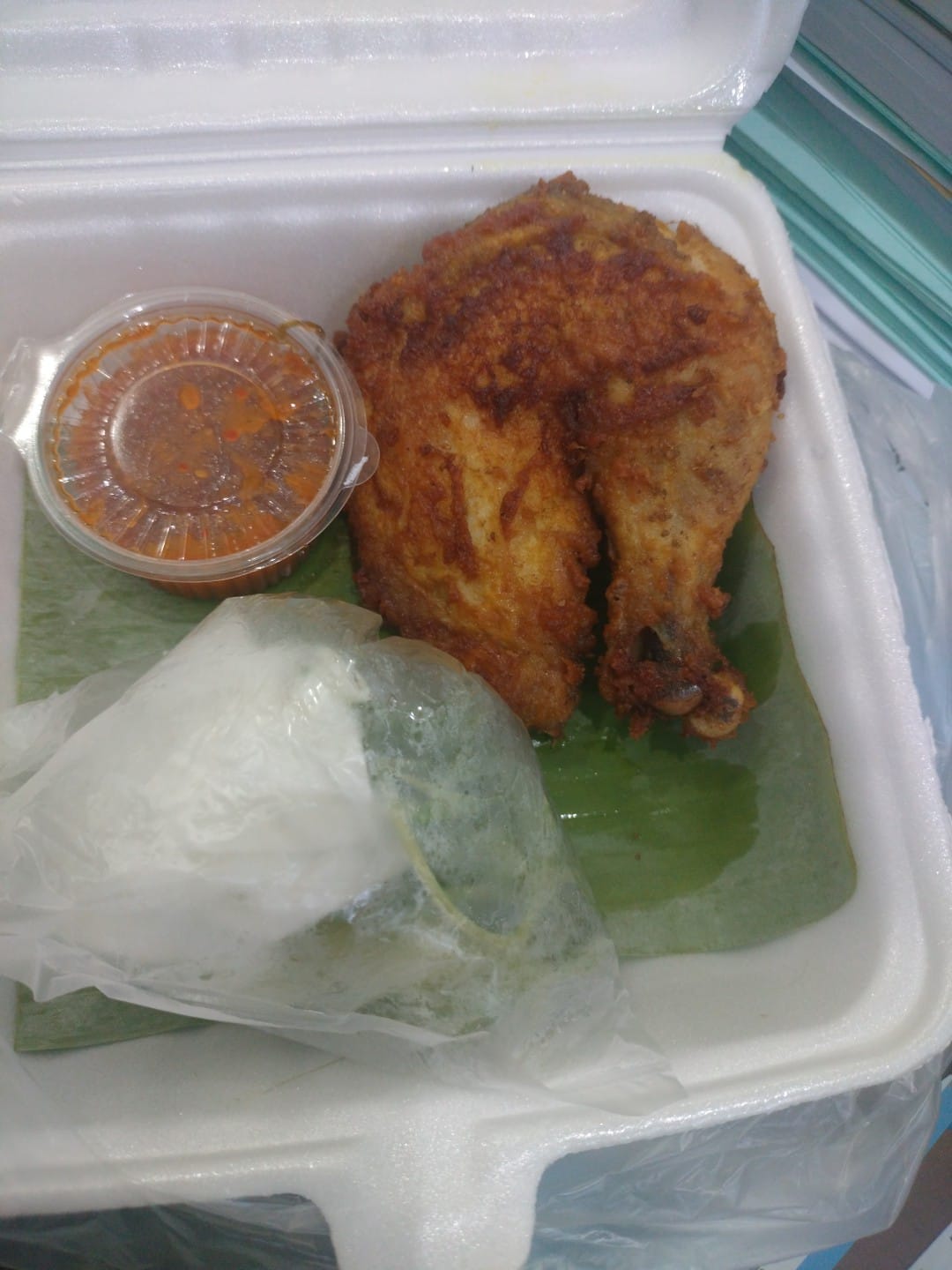 PAKET NASI KOTAK AYAM GORENG LALAPAN