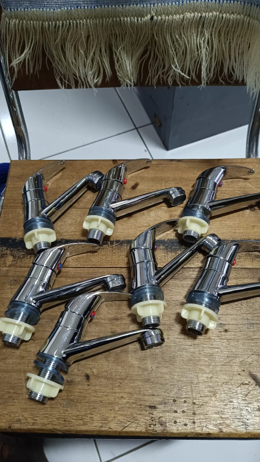 Kran Wastafel / Kran Cuci Tangan anti karat