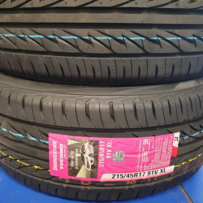 Bridgestone Techno Sport 215/45 R17
