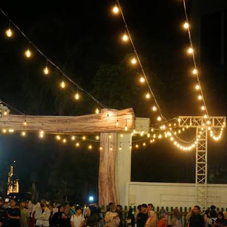 Sewa Lampu Hias