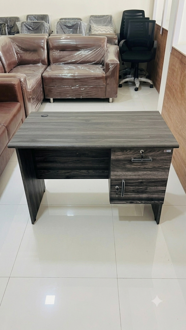 Meja kantor