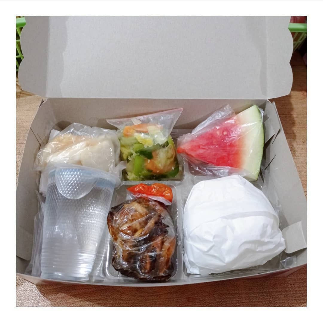 1. Nasi Kotak Istimewa