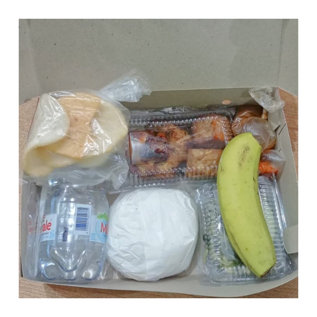 1. Nasi Kotak Istimewa