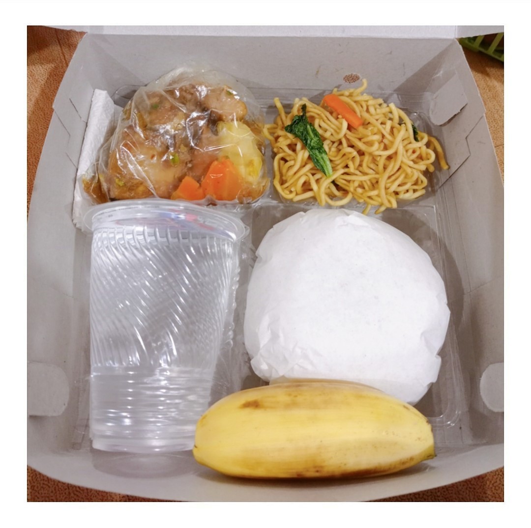 2. Nasi Kotak Spesial