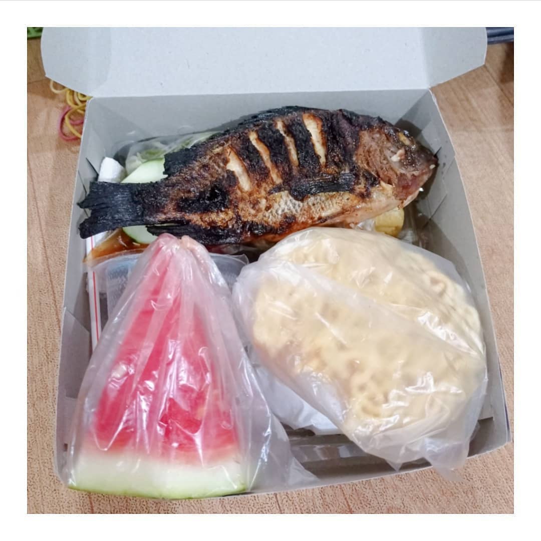 2. Nasi Kotak Spesial