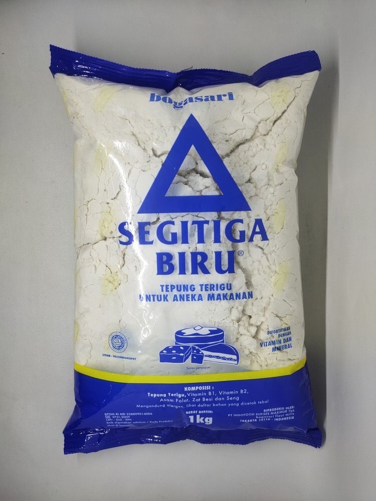 Tepung Terigu Segitiga Biru