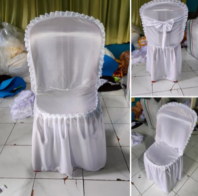 kursi dan sarung
