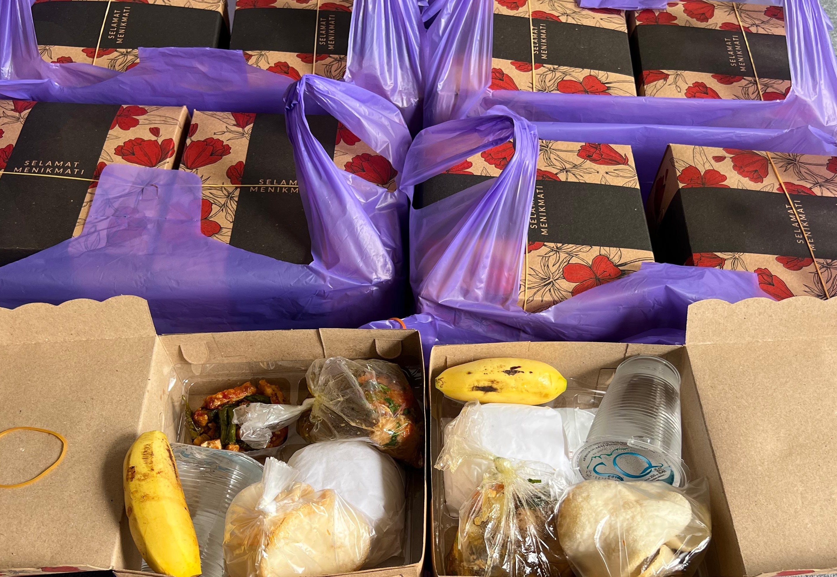 NASI KOTAK DAN PRASMANAN