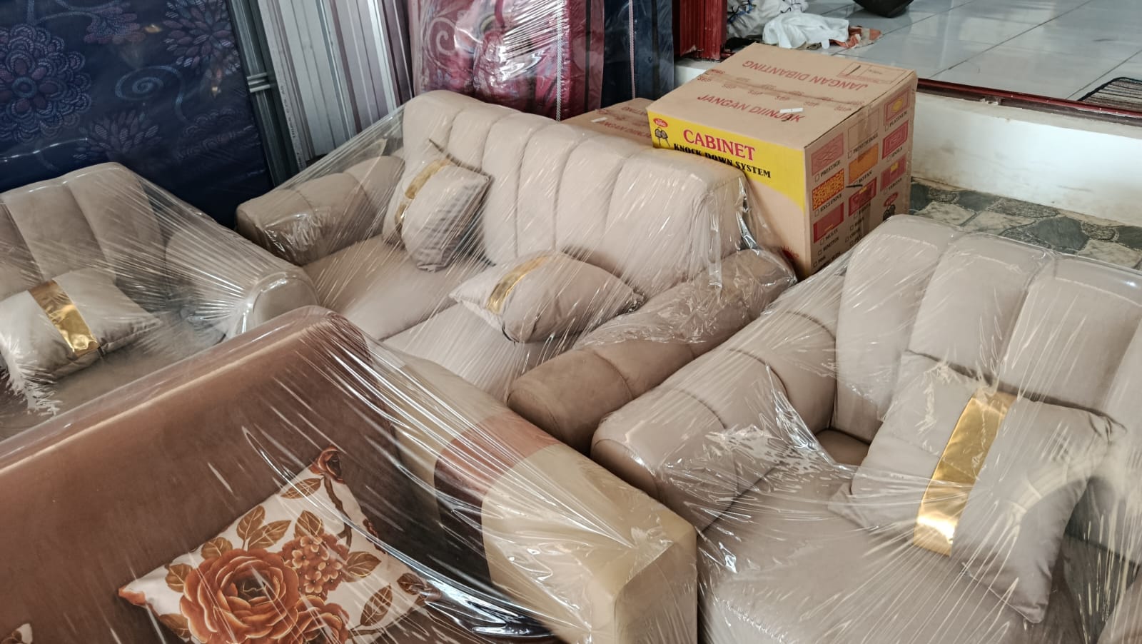 SOFA TAMU